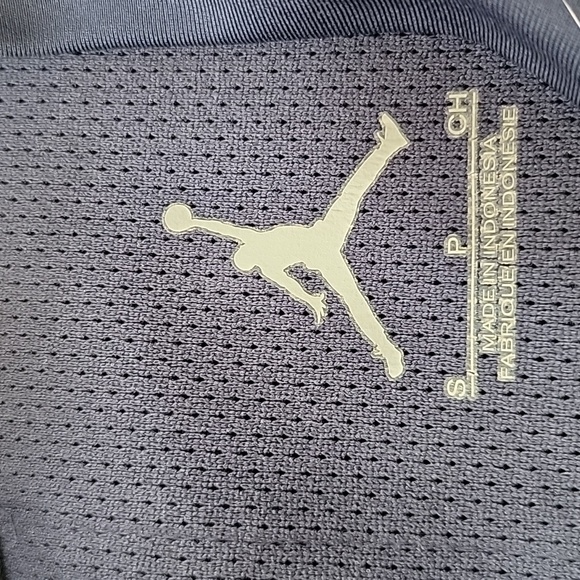 Pullover - Picture 3 of 4